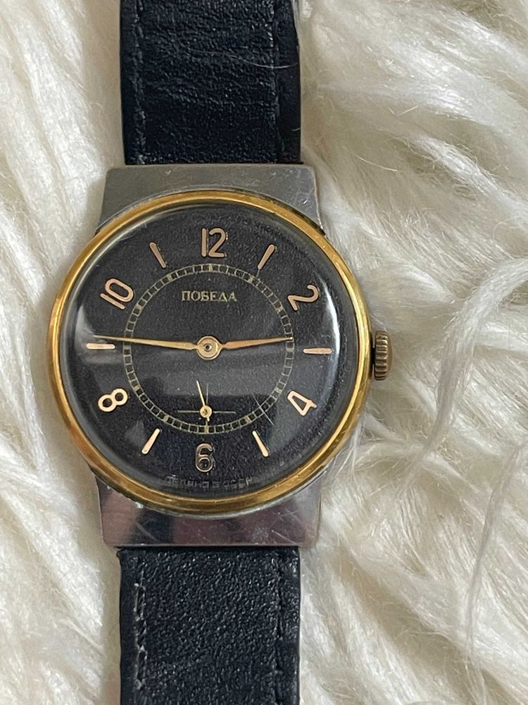Pobeda Vintage anii '80 otel stare bun