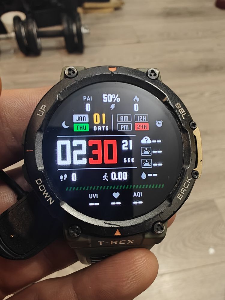 Amazfit T-Rex 2 plastic stare bun