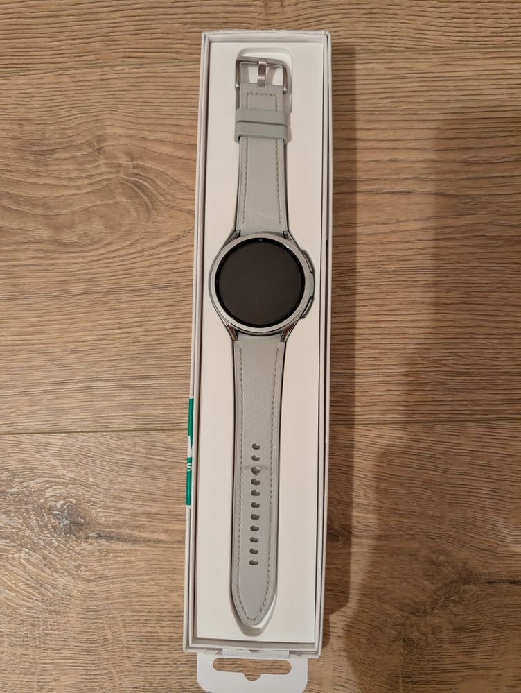 Samsung Galaxy Watch6 otel stare excelent