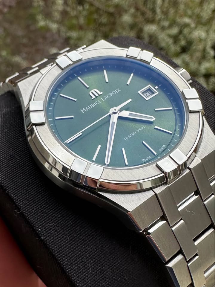 Maurice Lacroix Aikon Quartz