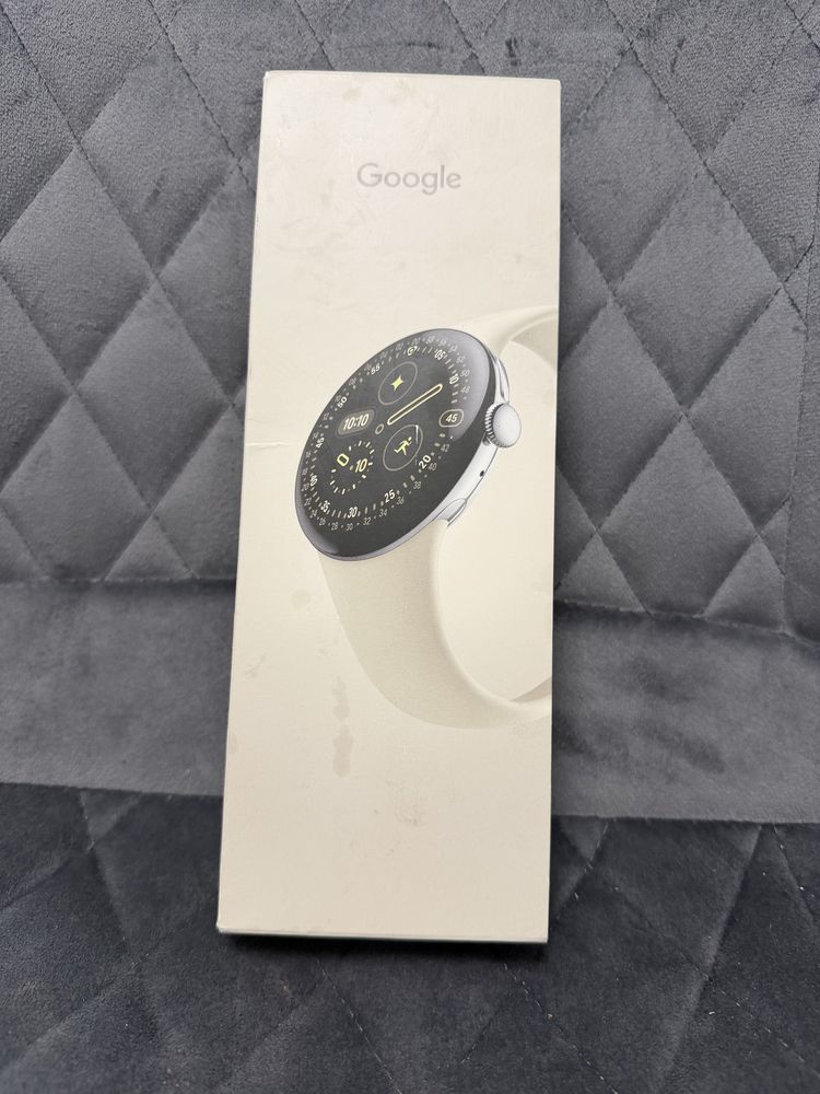 Google Pixel Watch 4 41mm Porcelain aluminiu stare nou