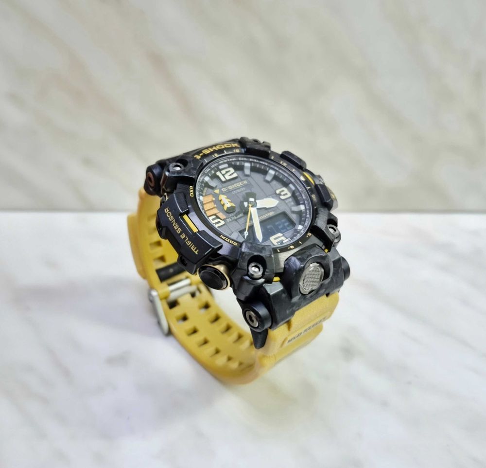 Casio G-Shock Mudmaster GWG-2000-1A5ER plastic stare bun