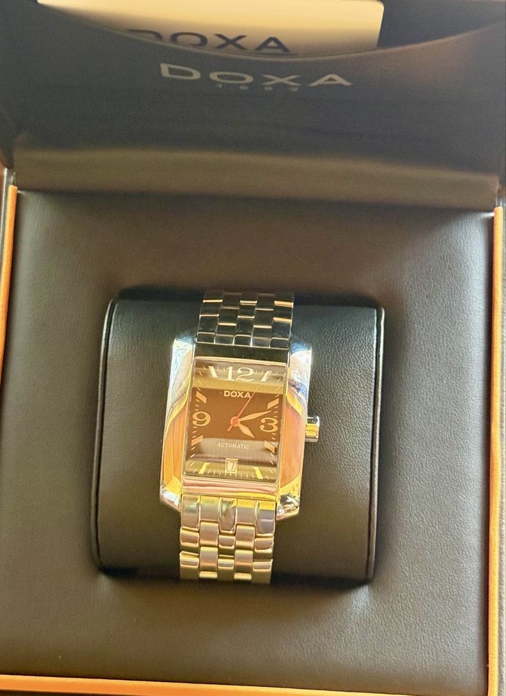 Doxa Square Automatic otel stare excelent