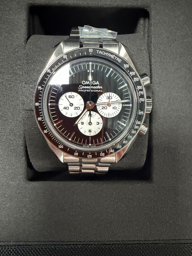 Omega Speedmaster Moonwatch Professional Reverse Panda 310.30.42.50.01.004 otel stare nou