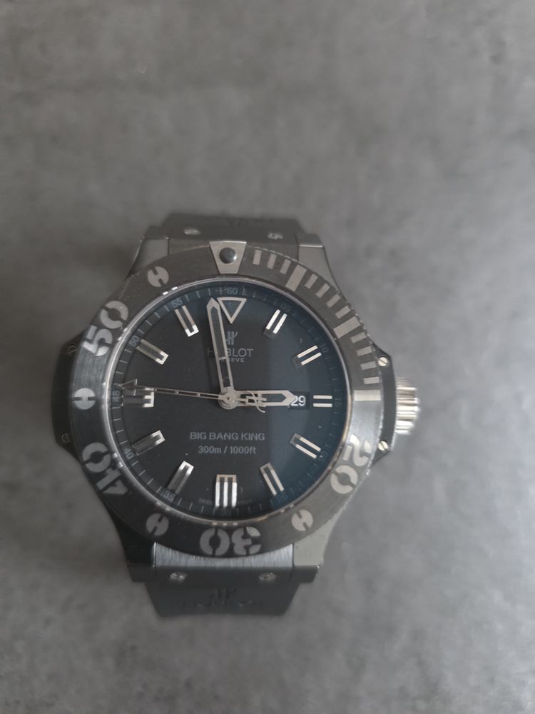 Hublot Big Bang King titan stare bun
