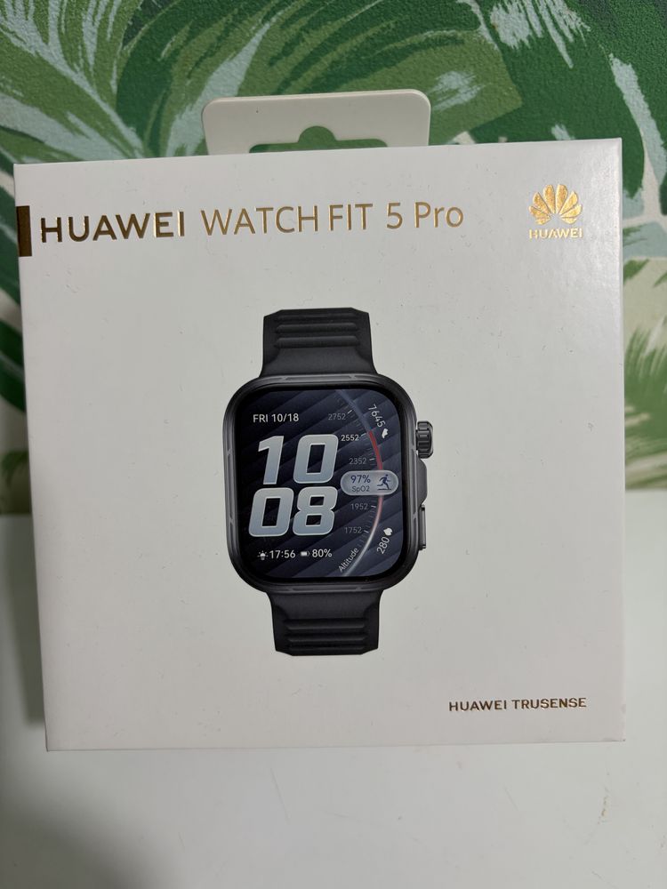 Huawei Watch Fit 5 Pro titan stare excelent