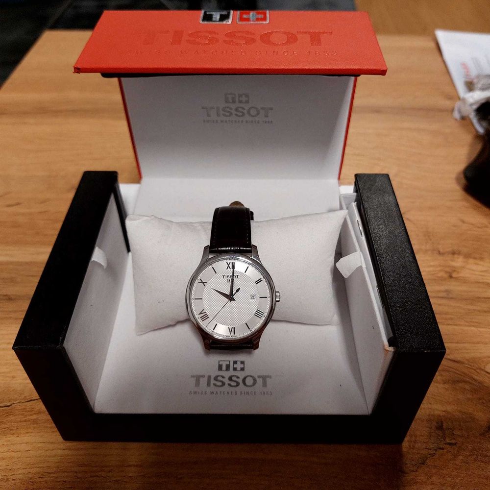Tissot T-Classic Tradition T063.610.16.038.00 otel stare bun