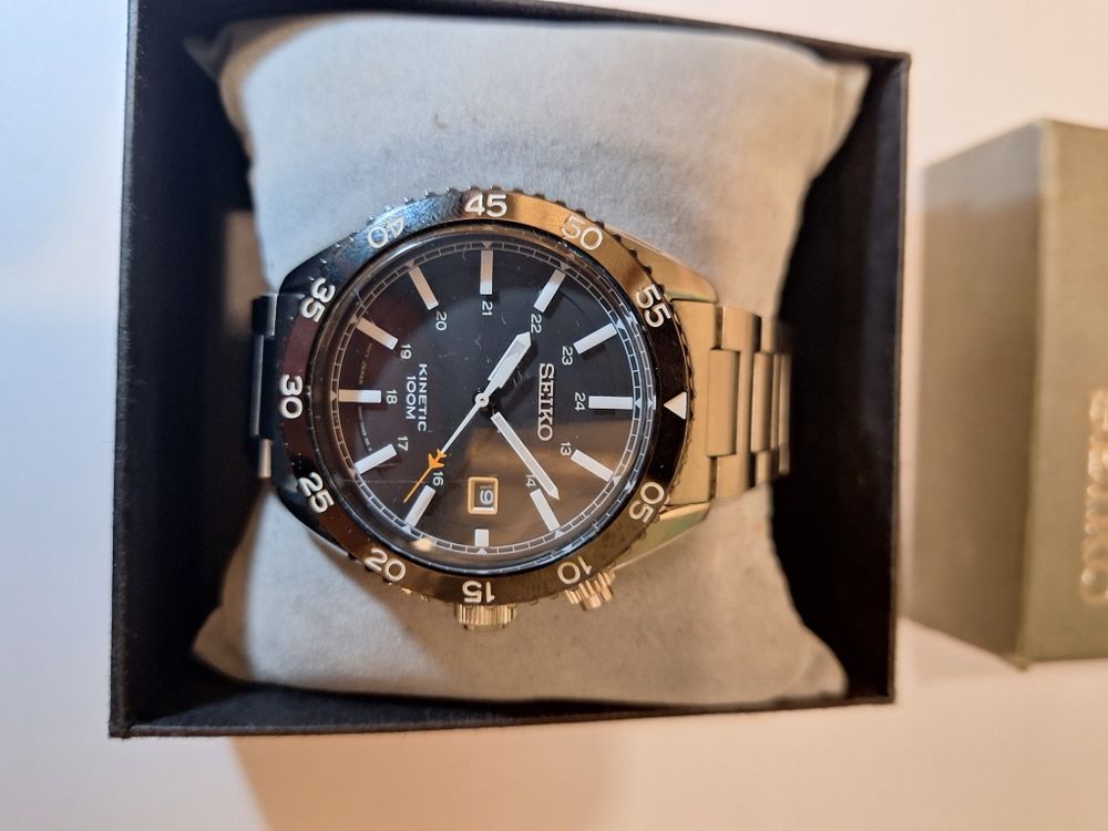 Seiko Kinetic 100M otel stare bun