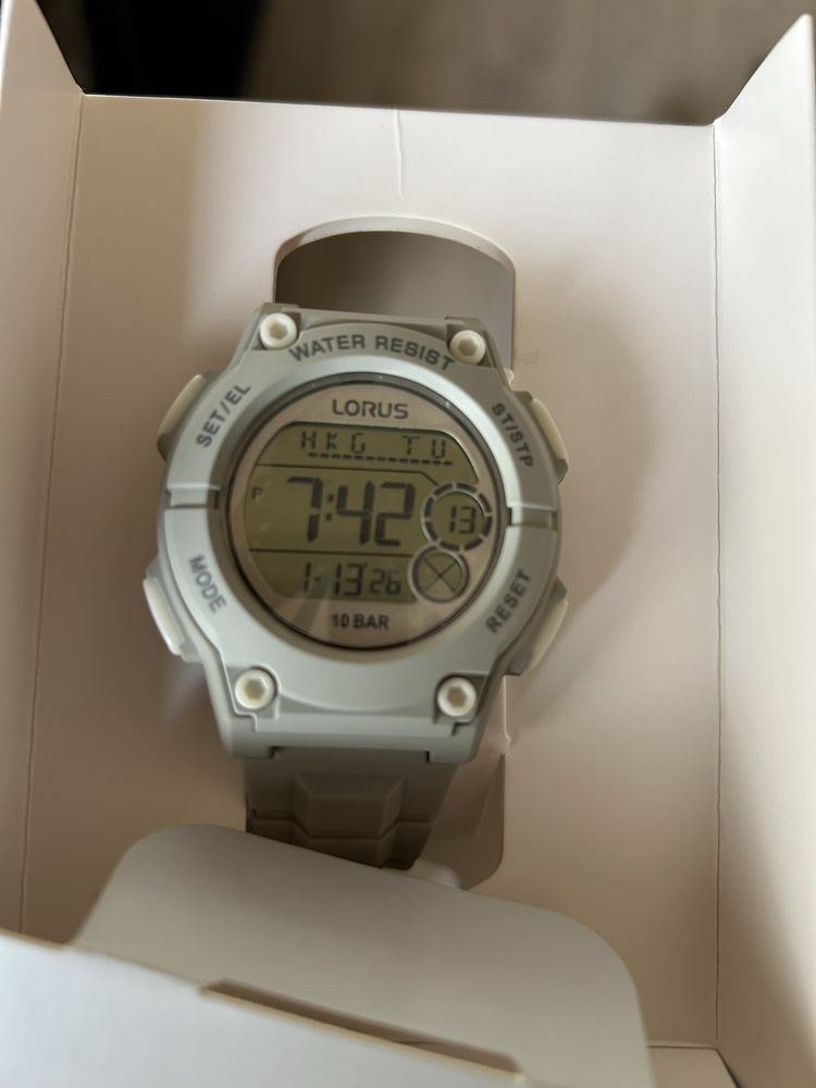 Lorus Sports R2335PX9 plastic stare nou