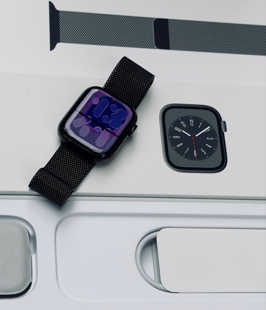 Apple Watch Series 8 41mm Stainless Steel otel stare bun
