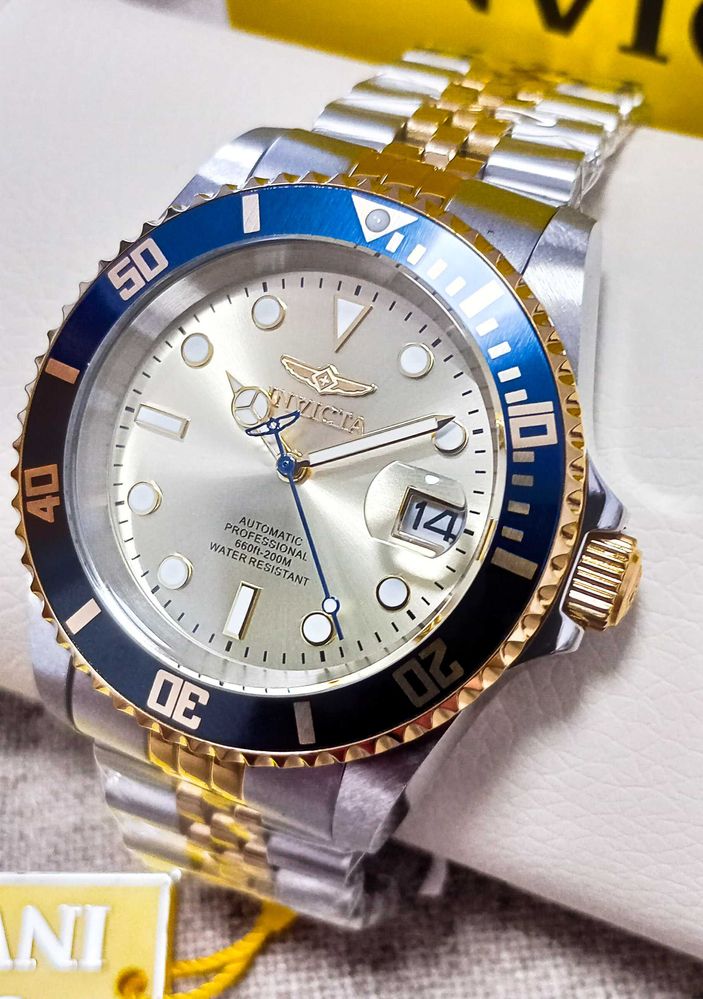 Invicta Pro Diver Batman Gold Dial otel stare nou