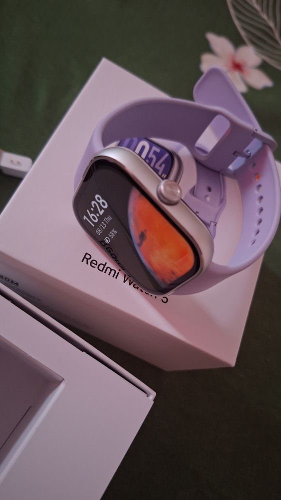 Xiaomi Redmi Watch 5 Lavender aluminiu stare nou