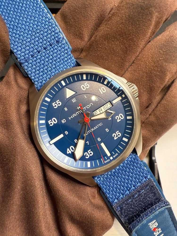 Hamilton Khaki Aviation Air-Glaciers H64655941 otel stare nou