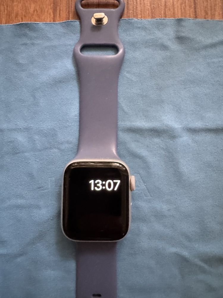 Apple Watch SE aluminiu stare acceptabil