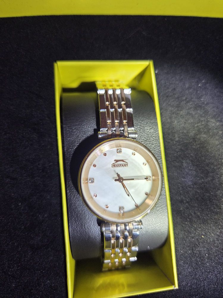 Slazenger Mother-of-Pearl Two-Tone otel stare nou
