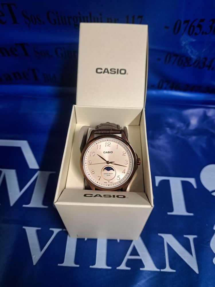 Casio Timeless Collection aur stare nou