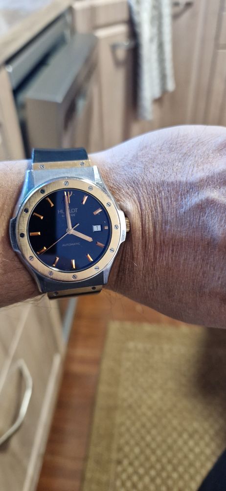 Hublot Classic Fusion aur stare bun
