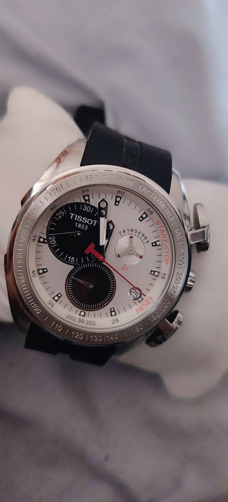 Tissot T-Race otel stare bun