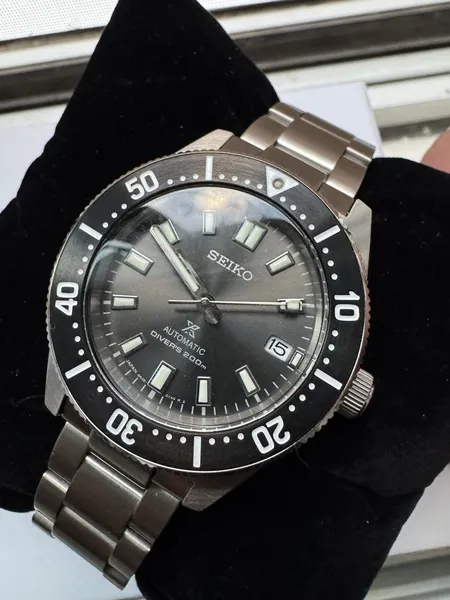 Seiko Prospex SPB143J1 otel stare bun